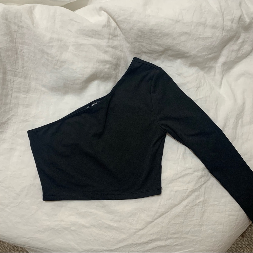 SHEIN One-Shoulder Top